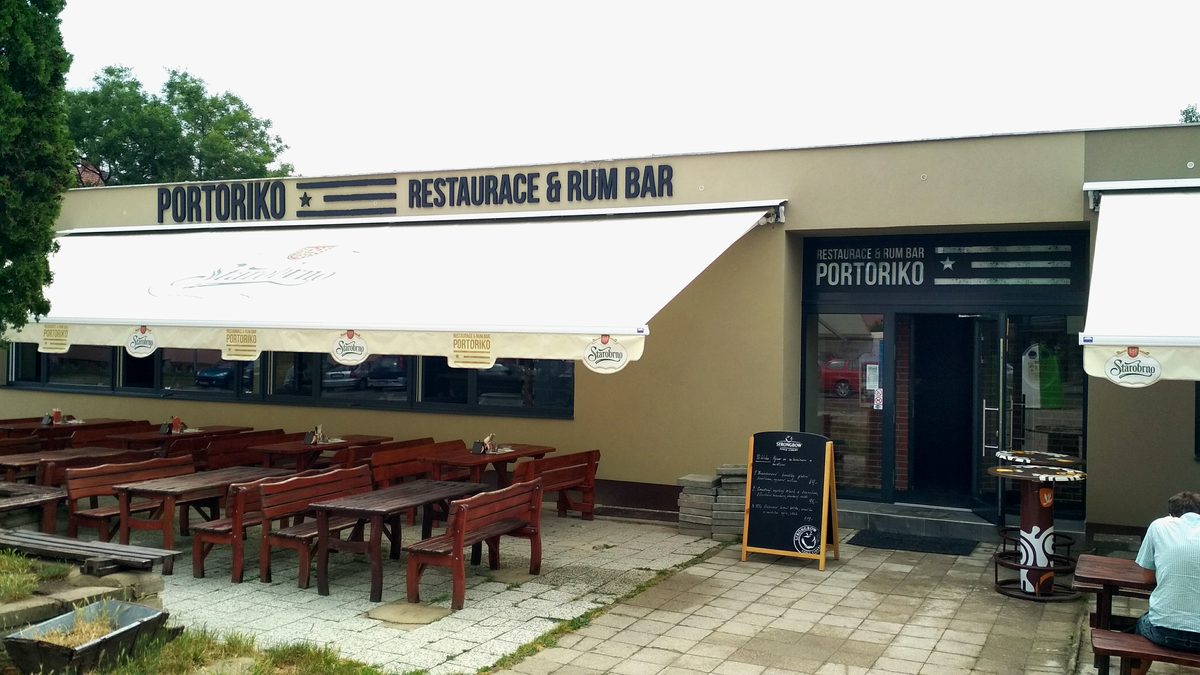 Portoriko, Značení restaurace a rum baru