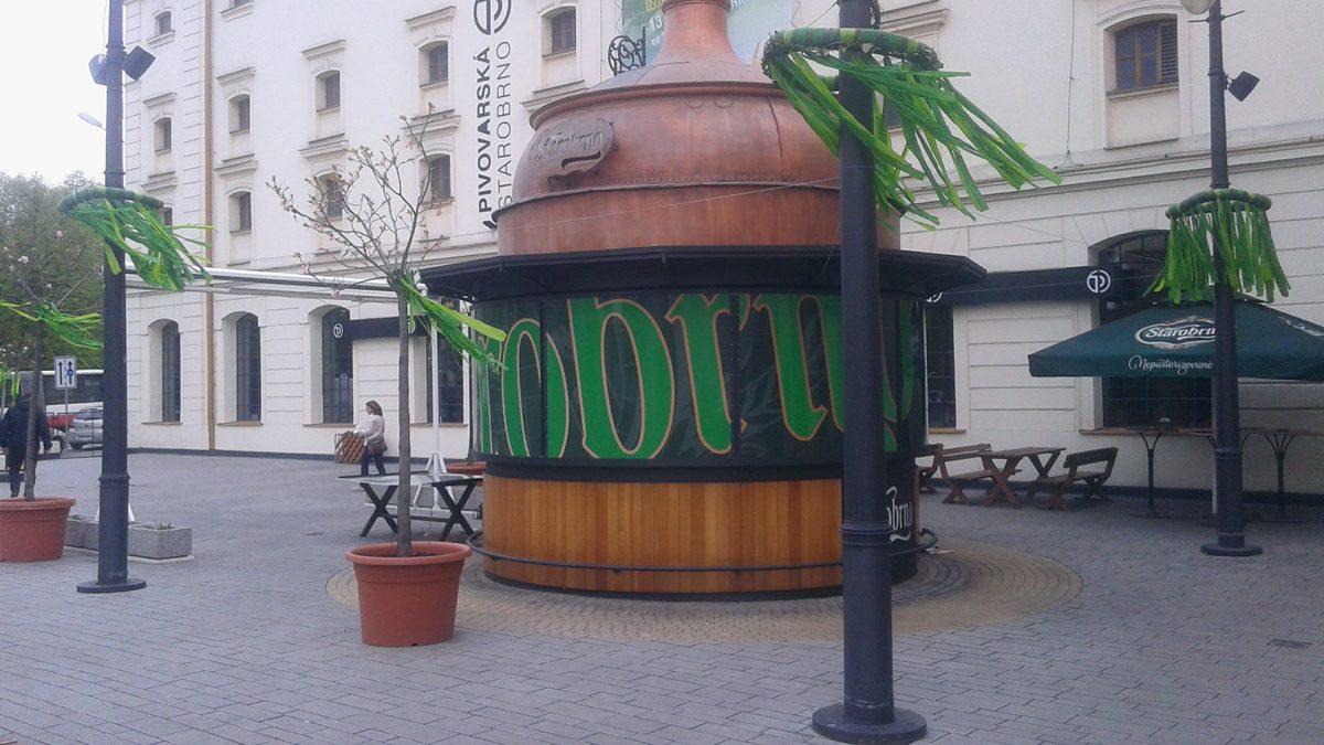 Starobrno, Grafika provozu a zrcadlové polokoule