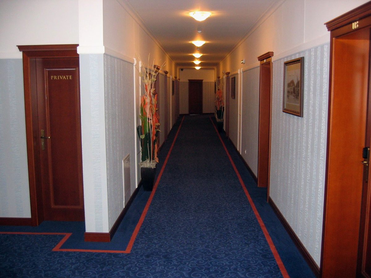 Hotel Villa Praha, Interiérové značení